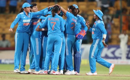 IND vs SA: भारतीय महिला टीम ने अफ्रीका खिलाफ मैच के साथ जीती सीरीज भी