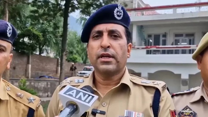 Jammu And Kashmir:धार्मिक स्थल पर तोड़फोड़ के बाद रियासी में बढ़ा बवाल, जमकर हुआ प्रदर्शन; हिरासत में लिए गए 12 लोग