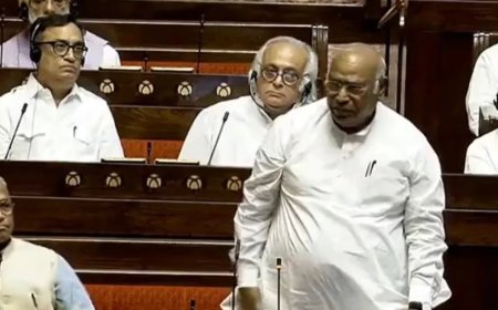 Parliament Session: '100 बार कहूंगा'- RSS पर खरगे के बयान से संसद में मच गया हंगामा