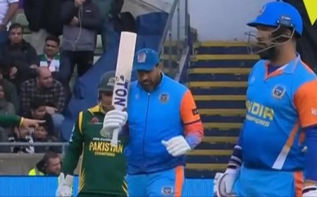 IND vs PAK: पठान भाइयों ने मार-मारकर पाकिस्तान का छुड़ाया बुखार, बनाया ये खास रिकॉर्ड, कभी नहीं भूलेगा पाकिस्तान