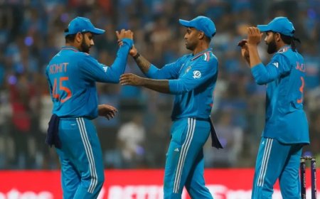 Indian Cricket Team: भारतीय टीम से जुड़ना इन 2 दिग्गजों का लगभग तय, श्रीलंका दौरे के लिए होगा अहम फैसला