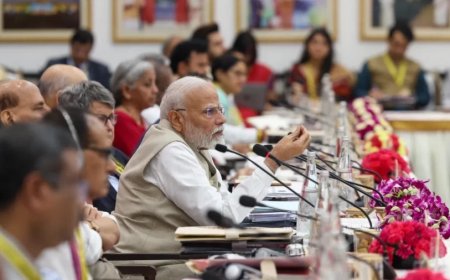 Niti Aayog Meeting: रोजगार, आय और गरीबी... विकसित भारत पर हुआ नीति आयोग की बैठक में मंथन