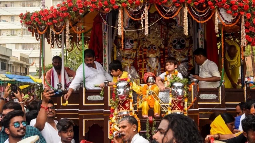 Jagannath Puri Rath Yatra: पुरी में जगन्नाथ रथ यात्रा शुरू हुई, राष्ट्रपति मुर्मू भी हुईं शामिल