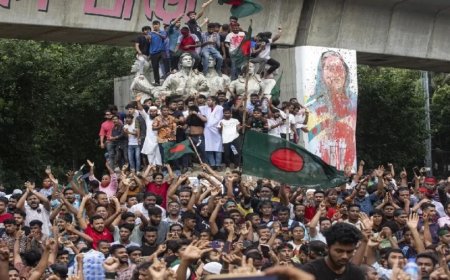 Bangladesh Violence: फिर शुरू हुए बांग्लादेश में प्रदर्शन, अब सुप्रीम कोर्ट का किया घेराव; जानें क्या है मांग