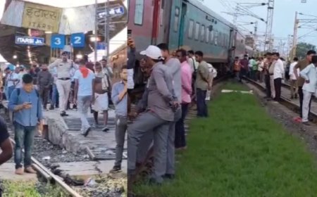 Madhya Pradesh News: MP के इटारसी में ट्रेन की बोगियां उतरी पटरी से, जान बचाकर नीचे उतरे यात्री; रूट बाधित