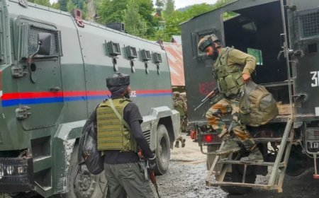 Jammu-Kashmir News: डोडा में आर्मी का कैप्टन शहीद, सुरक्षाबलों और आतंकियों के बीच मुठभेड़ जारी