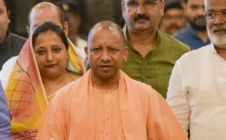 J&K Election 2024: जम्मू कश्मीर में कांग्रेस के गठबंधन पर भड़के योगी, जानिए क्या बोलें?