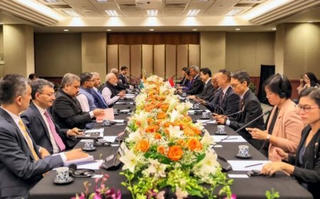 PM Modi Singapore Tour: सिंगापुर के PM लॉरेंस वोंग से पीएम मोदी ने की द्विपक्षीय वार्ता, जानें किन मुद्दों पर हुई