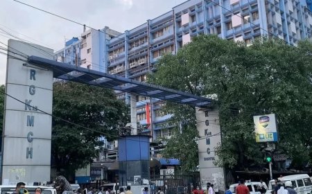 Kolkata Rape-Murder Case: कोलकाता कांड में 2 डॉक्टरों पर गिरी गाज, किए गए सस्पेंड, लगे हैं ये आरोप