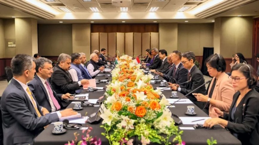 PM Modi Singapore Tour: सिंगापुर के PM लॉरेंस वोंग से पीएम मोदी ने की द्विपक्षीय वार्ता, जानें किन मुद्दों पर हुई