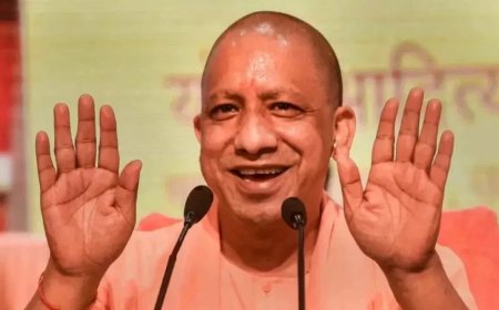 CM Yogi Diwali Gift:सिलेंडर-बिजली,बोनस... योगी ने दिवाली पर क्या-क्या गिफ्ट दिया?