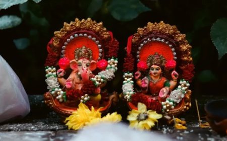 Diwali 2024:दिवाली पूजा के बाद लक्ष्मी- गणेश जी की पुरानी मूर्ति का क्या करें?
