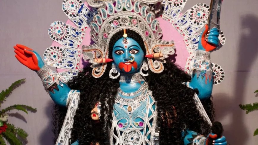 Diwali 2024 Kali Puja:दिवाली पर बंगाल में क्यों की जाती हैं मां काली की पूजा?