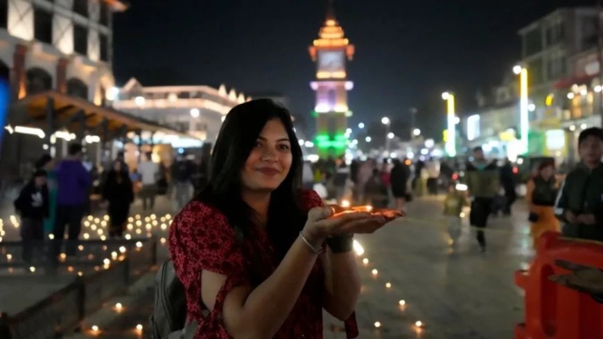 Diwali 2024: भव्य तरीके से मनाई गई श्रीनगर के लाल चौक पर दिवाली, रोशनी से जगमगा उठा घंटाघर