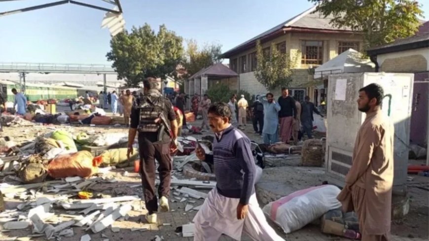 Pakistan News: बलूचिस्तान में क्वेटा रेलवे स्टेशन पर जोरदार बम धमाका, कम से कम 20 लोगों की मौत