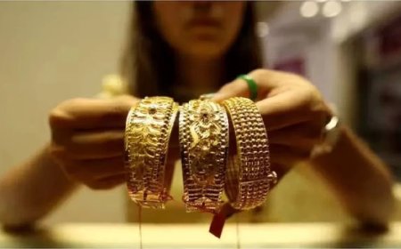 Gold And Silver Rates:सोना 15 मिनट में 900 रुपए सस्ता हुआ, चांदी में 1200 रुपए की गिरावट