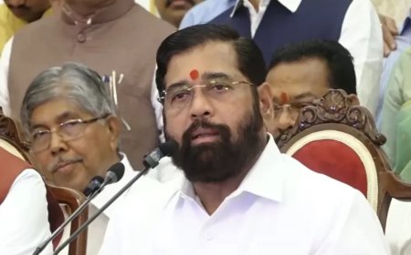 Maharashtra New CM:शिंदे ने डिप्टी CM पद को लेकर भी फंसा दिया पेंच? ऐसा क्या बोले जो हंस पड़े फडणवीस और पवार