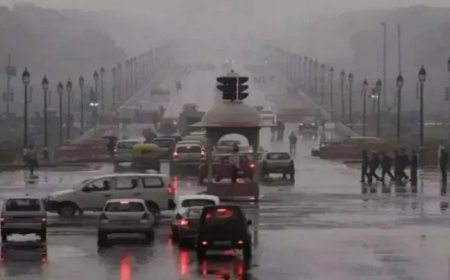 Delhi AQI Index:दिल्ली की हवा हो गई 'साफ' बारिश ने कर दिया कमाल, जानें AQI