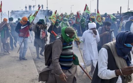 Farmer Protest News:सड़कें जाम, रेलवे ट्रैक पर बैठे... किसान आंदोलन का पंजाब में दिखा असर