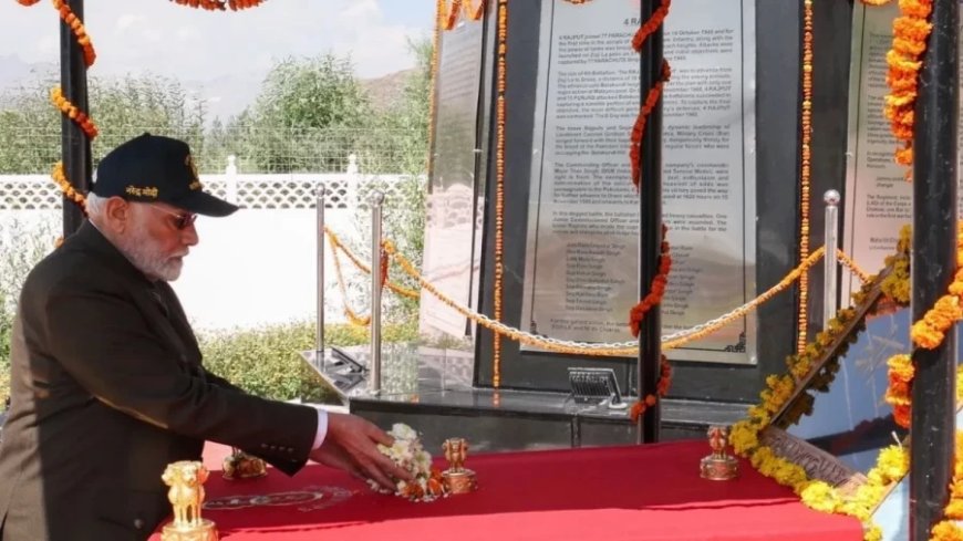 Vijay Diwas:प्रधानमंत्री और रक्षामंत्री राजनाथ सिंह ने विजय दिवस पर वीरों को दी श्रद्धांजलि