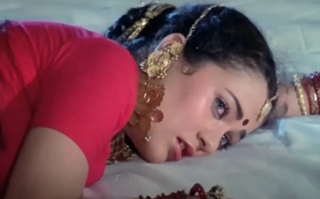 Bollywood Actres:नीली आंखों वाली इस हीरोइन ने 40 साल पहले काटा था गर्दा, ताजा तस्वीरें देख उड़ जाएंगे होश