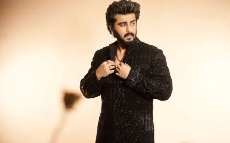 Arjun Kapoor News:फैमिली के साथ अर्जुन कपूर डिनर टेबल पर क्या बातें करते हैं? जानकर नहीं रुकेगी हंसी