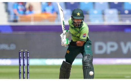 Babar Azam News:बाबर चलेंगे कोहली के रास्ते पर? गावस्कर ने लाइफ बदलने वाली दी सलाह