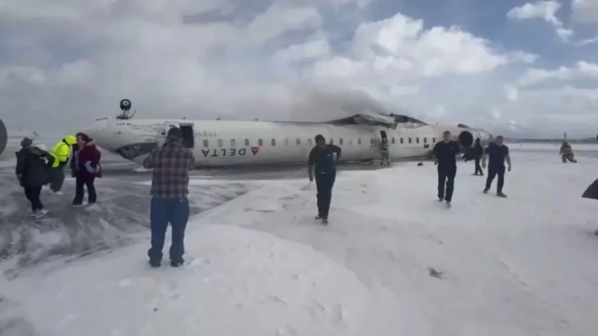 Canada News:कनाडा में बड़ा हादसा, लैंडिंग के वक्त पलटा विमान, 76 लोग थे सवार, 19 यात्री घायल