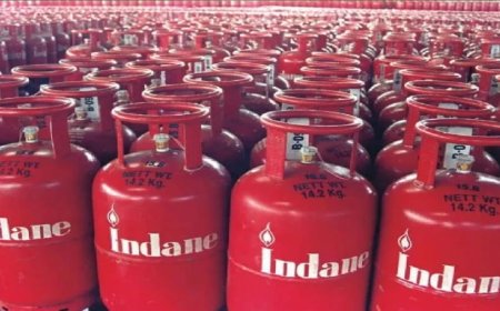 LPG Price Hike:रसोई गैस सिलेंडर के बढ़े दाम, अपने शहर में एलपीजी का नया रेट यहां चेक करें