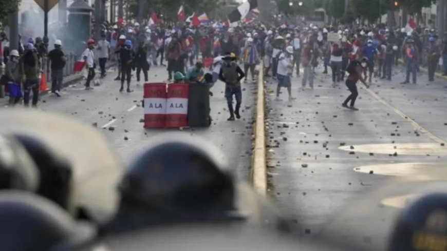 Peru Violence:पेरू में हिंसा ने लिया भयानक रूप, राष्ट्रपति ने आपातकाल लगाया