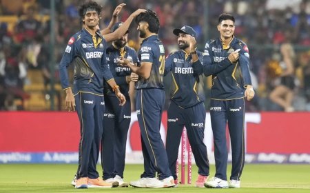RCB vs GT:गुजरात की लगातार दूसरी जीत- बेंगलुरु को आठ विकेट से हराया