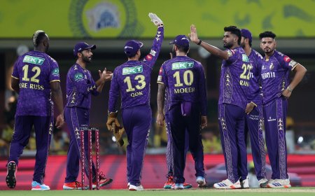 CSK vs KKR:धोनी की कप्तानी में भी हार गई CSK- कोलकाता ने 8 विकेट से हराया मैच