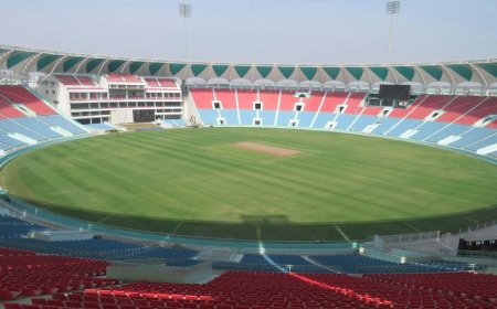 LSG vs GT:लखनऊ में बल्लेबाज दिखाएंगे कमाल या गेंदबाजों का दिखेगा दबदबा, जानें Pitch रिपोर्ट