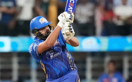 MI vs DC Match:IPL में रोहित शर्मा ने बनाया ऐतिहासिक कीर्तिमान, सभी भारतीय बल्लेबाजों को छोड़ दिया पीछे
