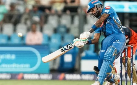 IPL 2025:अंपायर क्यों करने लगे बल्लों की चेकिंग, BCCI ने बदला नियम