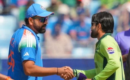 BCCI Central Contract:भारत-पाकिस्तान टीम के सेंट्रल कॉन्ट्रेक्ट में है इतने करोड़ का अंतर- जानकर तरस आ जाएगा