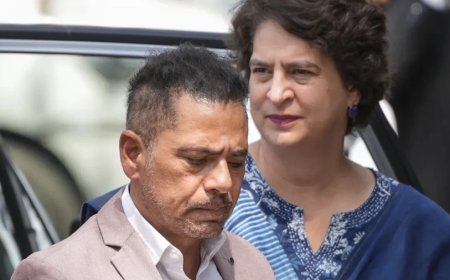 Robert Vadra News:रॉबर्ट वाड्रा पहुंचे ED दफ्तर, पेट्रो-केमिकल से जुड़े घोटाले पर हो रही है पूछताछ