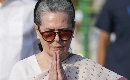 Sonia Gandhi:बीजेपी का सोनिया पर आरोप- नागरिकता मिलने से पहले ही वोटर लिस्ट में जुड़ गया था नाम; दस्तावेज जारी