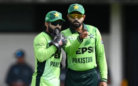 Pakistan Cricket Team:बाबर-रिजवान का खत्म हो गया T20I करियर? सेलेक्टर्स ने एशिया कप 2025 के लिए नहीं दी जगह