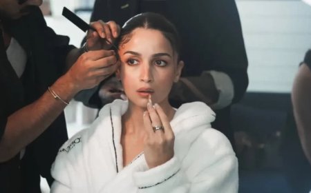 Alia Bhatt News:गुस्से से तमतमाईं आलिया, नेटिजन्स की इस हरकत के बाद उठाया प्राइवेसी का मुद्दा, बोलीं- ये सिक्योरिटी इशू है