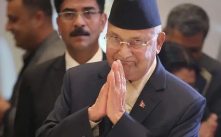 Nepal Protest News:नेपाल में भारी विद्रोह, तख्तापलट की आशंका, देश छोड़कर दुबई भाग सकते हैं PM ओली