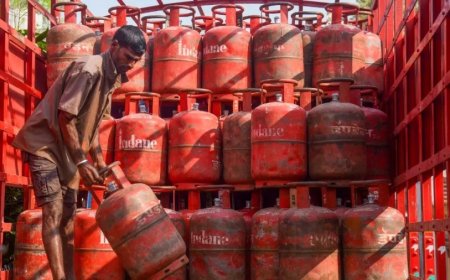 Ujjwala Yojana:25 लाख महिलाओं को मिलेगा फ्री LPG कनेक्शन, सरकार ने दी उज्जवला योजना के विस्तार को मंजूरी