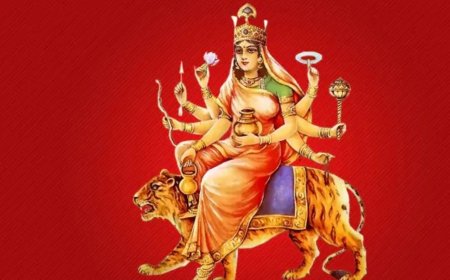 Shardiya Navratri:नवरात्रि के पांचवें दिन पढ़ें मां कूष्मांडा की आरती और पाएं सुख-समृद्धि