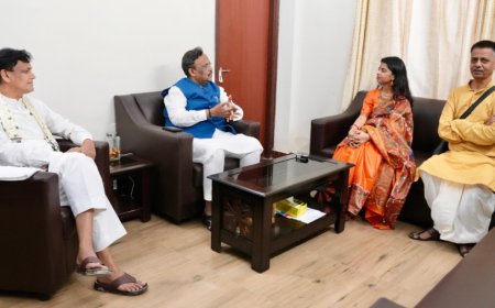 Maithili Thakur:मैथिली ठाकुर का सियासत में उतरने का इशारा, BJP नेताओं से मुलाकात के बाद बोलीं- अपने गांव से लड़ना चाहूंगी चुनाव