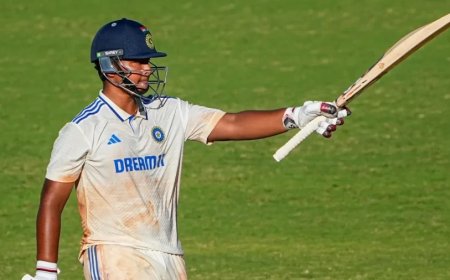IND vs AUS:भारतीय अंडर-19 टीम ने ऑस्ट्रेलिया का किया सूपड़ा साफ, लगातार 5वीं जीत दर्ज कर रचा इतिहास