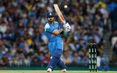 IND vs AUS:विराट कोहली का सिडनी में 'विराट' कमबैक, सचिन-संगकारा को पछाड़ रचे कई इतिहास