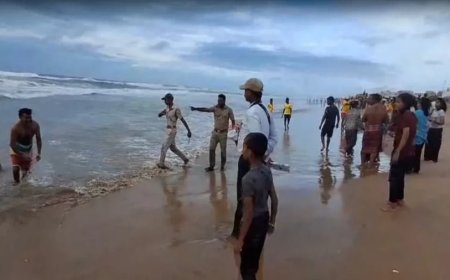 Cyclone Montha:100 KM प्रति घंटे की रफ्तार से आ रहा तूफान, आंध्र प्रदेश में हाई अलर्ट