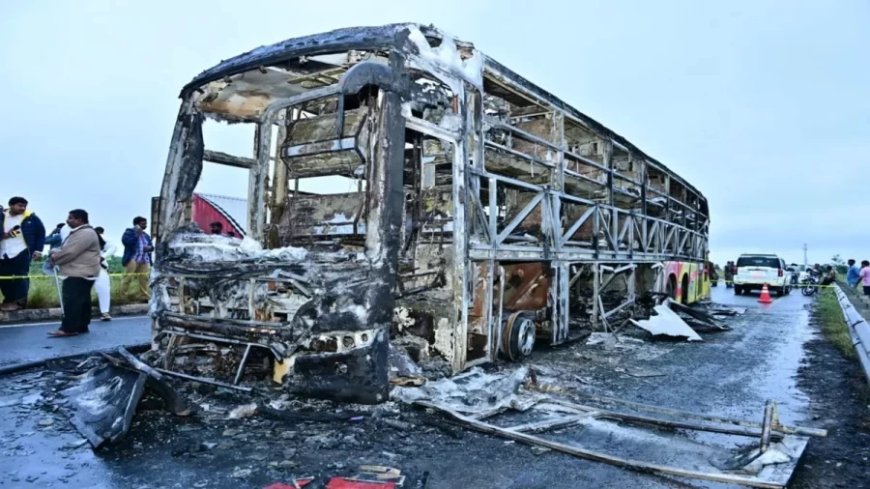 Andhra Pradesh Bus Fire:करनूल में बाइक से टकराई बस, जलकर हो गई खाक, 25 यात्रियों की कैसे हुई मौत! अब होगी जांच