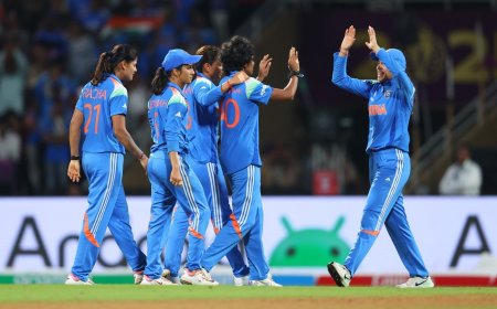 INDw vs SAw:टीम इंडिया बनी महिला वनडे वर्ल्ड चैंपियन: 47 साल का इंतजार खत्म, पहली बार जीता खिताब