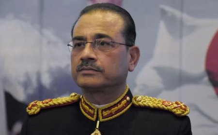 Asim Munir:पाकिस्तान में असीम मुनीर को मिली नई 'सीडीएफ' पोस्ट, शक्तियां बढ़ीं